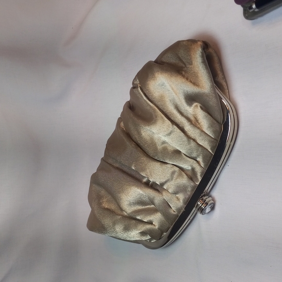 Lovely's Collection 💕 - Picture 5 of 5